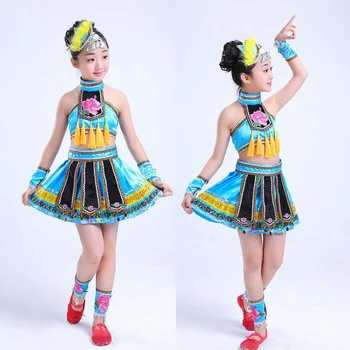 Sequined Girls Hmong Chinese national dance costumes Kids performance miao dancing clothing festival Outfits Tops Skirt with Hat
Sequined Girls Hmong Chinese national dance costumes Kids performance miao dancing clothing festival Outfits Tops Skirt with Hat