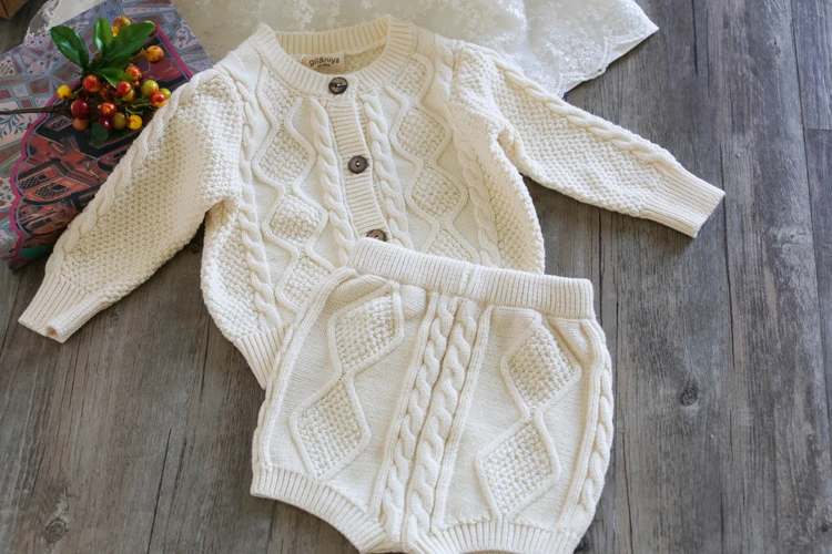 2018 Girls&boys Clothing Sets Pure Cotton Knit Suit Long Sleeved Jacket Shorts Two Pieces boys Clothes Girls Clothing Sets
2018 Girls&boys Clothing Sets Pure Cotton Knit Suit Long Sleeved Jacket Shorts Two Pieces boys Clothes Girls Clothing Sets