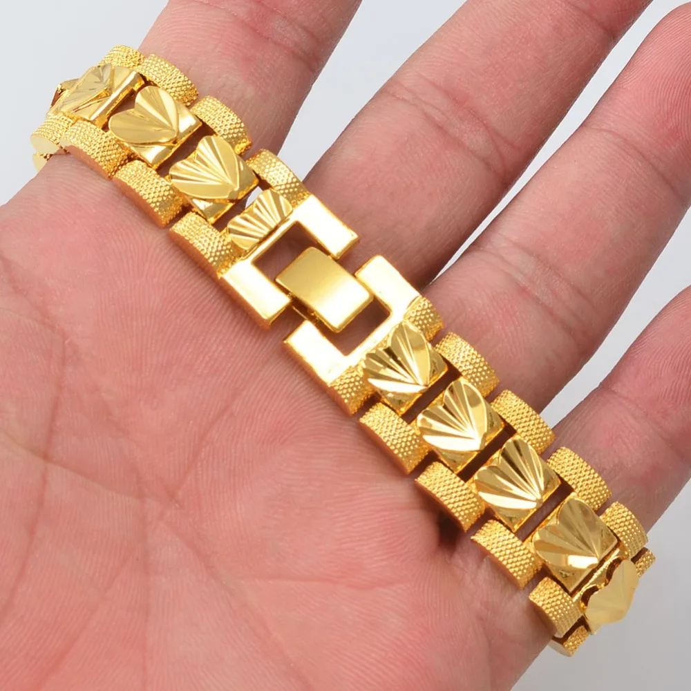 Anniyo Heart Wide Bracelets for Women Men Gold Color Jewelry Arab African Gold Bangle Gift of Wife Husband #013307
Anniyo Heart Wide Bracelets for Women Men Gold Color Jewelry Arab African Gold Bangle Gift of Wife Husband #013307