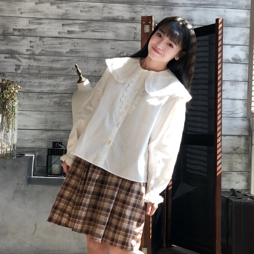 Japan Vintage Blouse Womens Tops Long Sleeve Shirts Retro Clothes Doll Collar Ladies Shirt High Quality College Kawaii Blouse
Japan Vintage Blouse Womens Tops Long Sleeve Shirts Retro Clothes Doll Collar Ladies Shirt High Quality College Kawaii Blouse