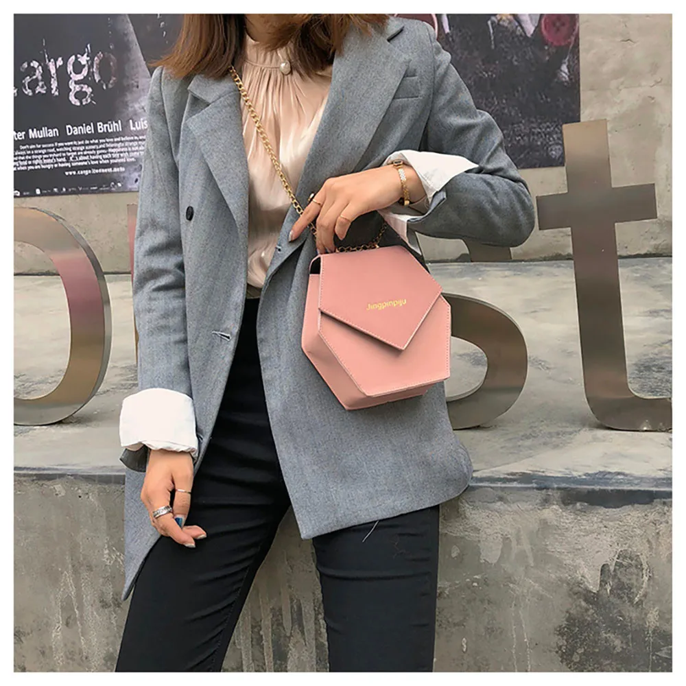 Women Ins Trend Single Shoulder Diagonal Chain Patent Leather Small Square Bag Fashion design Crossbody Bags drop shipping S6 35
Women Ins Trend Single Shoulder Diagonal Chain Patent Leather Small Square Bag Fashion design Crossbody Bags drop shipping S6 35