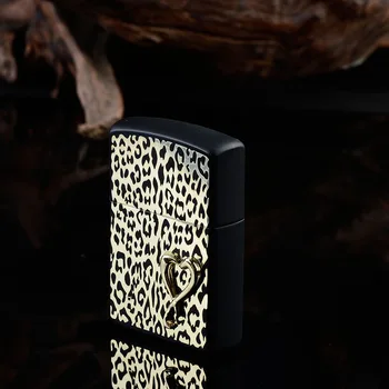 Lighters and Smoking Accessories, Leopard-print metal kerosene lighters, Boutique gift lighters. 
Lighters and Smoking Accessories, Leopard-print metal kerosene lighters, Boutique gift lighters.