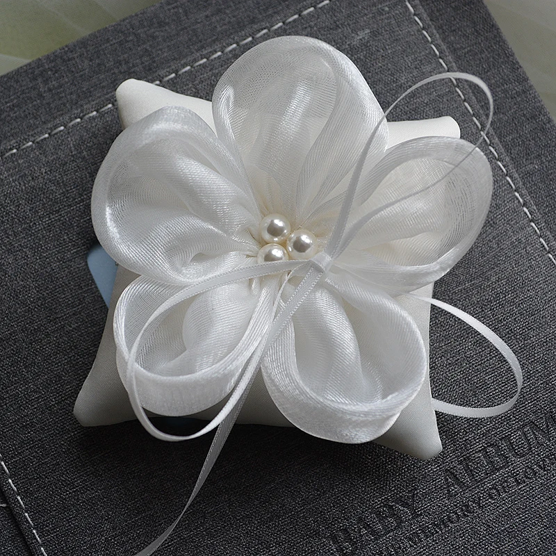 Beautiful Eugen yarn Ring Pillow DIY big flower wedding supplies Engagement Pillows Cushion Decor 9cm,13cm,16cm,18cm
Beautiful Eugen yarn Ring Pillow DIY big flower wedding supplies Engagement Pillows Cushion Decor 9cm,13cm,16cm,18cm