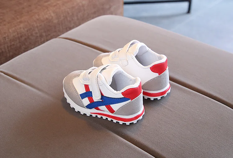 Chaussures antidérapant Garçons et filles de Sport Chaussures De Mode HTB1VzlsXiHrK1Rjy0Flq6AsaFXai