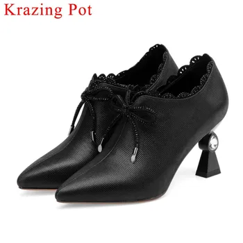 Krazing Pot 2019 sheep leather bowtie mature woman fashion runway movie stars oxfrod pointed toe lacework caeer dress pumps L89
Krazing Pot 2019 sheep leather bowtie mature woman fashion runway movie stars oxfrod pointed toe lacework caeer dress pumps L89