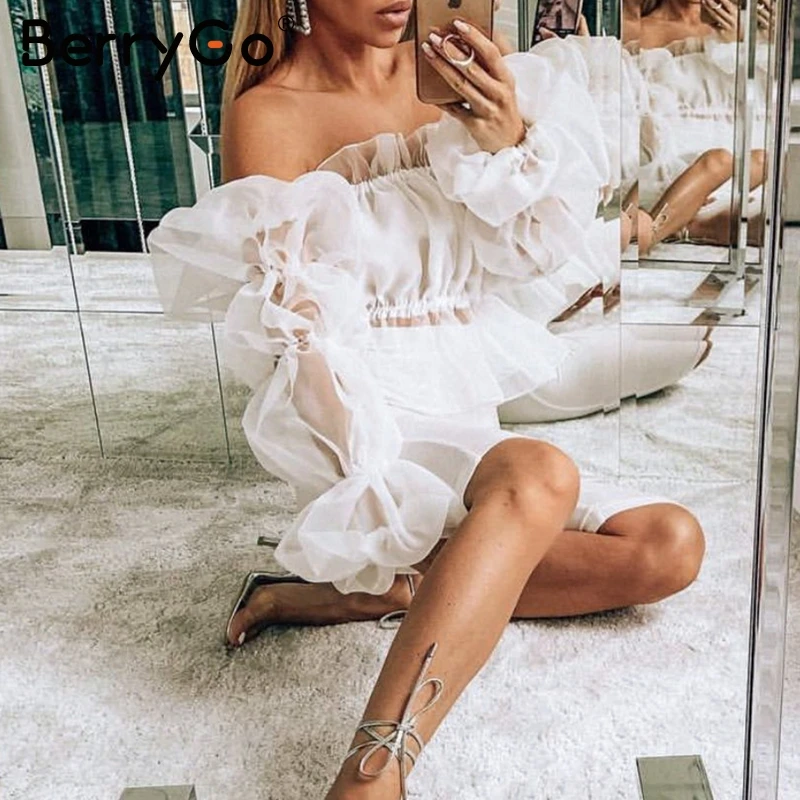 BerryGo Sexy mesh transparent sleeve women crop top White off shoulder female summer tops Slash neck chic party club ladies tops
BerryGo Sexy mesh transparent sleeve women crop top White off shoulder female summer tops Slash neck chic party club ladies tops