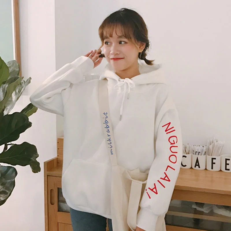 Harajuku Style Kawaii Letter Embroidery Pink Hoodies Women Winter Large Size Loose Plus Velvet Thick Pullover Sweatshirt K194
Harajuku Style Kawaii Letter Embroidery Pink Hoodies Women Winter Large Size Loose Plus Velvet Thick Pullover Sweatshirt K194