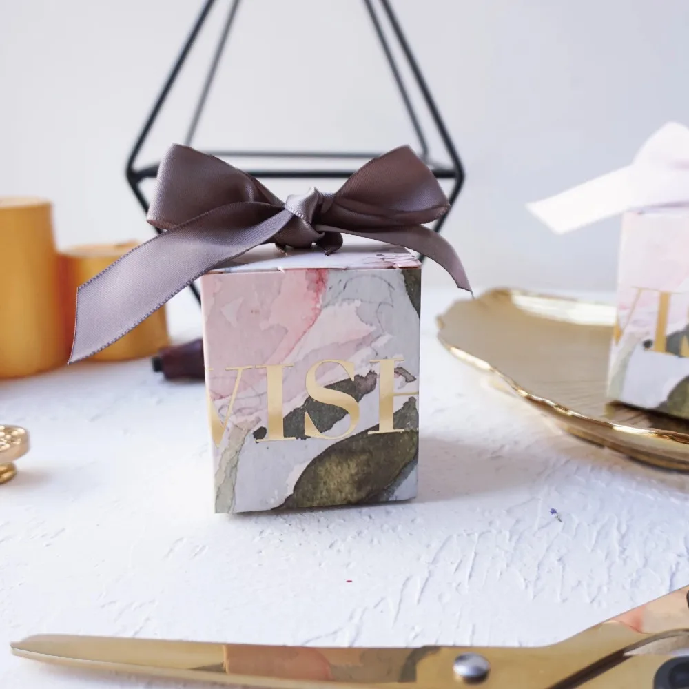 30pcs New Square Candy Boxes with big bowknot Wedding Favors And Gifts Party Supplies Gift Box paper wrapper
30pcs New Square Candy Boxes with big bowknot Wedding Favors And Gifts Party Supplies Gift Box paper wrapper