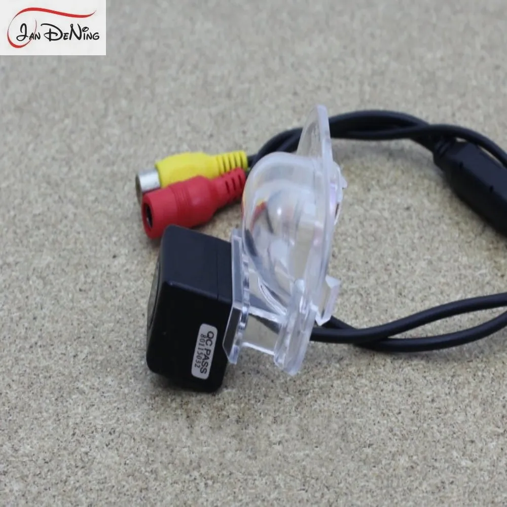 JanDeNing HD CCD Car Rear View Parking/ Backup Reverse Camera/ License Plate Light OEM For Hyundai IX20 2010-2014
JanDeNing HD CCD Car Rear View Parking/ Backup Reverse Camera/ License Plate Light OEM For Hyundai IX20 2010-2014