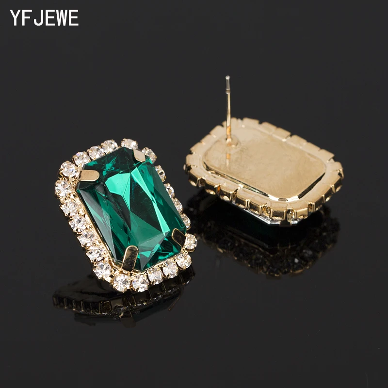YFJEWE Hot Sale Fashion Women Crystal Rhinestone Multicolor Earrings Elegant Ladies Personality Super Large Stud Earrings E026
YFJEWE Hot Sale Fashion Women Crystal Rhinestone Multicolor Earrings Elegant Ladies Personality Super Large Stud Earrings E026