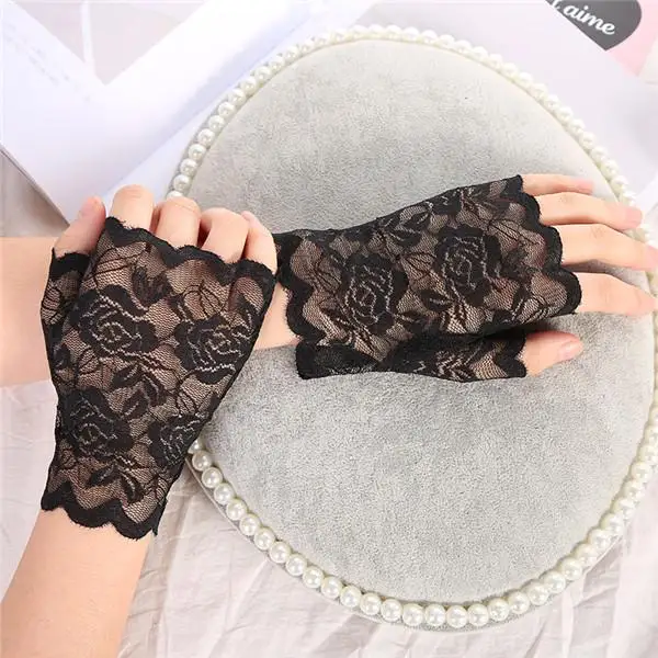 Wedding Gloves Style Sun Protection Accessories Lace Hollow-out Gloves Delicate Lace Jacquard Pattern Lace Gloves Bridal Gloves
Wedding Gloves Style Sun Protection Accessories Lace Hollow-out Gloves Delicate Lace Jacquard Pattern Lace Gloves Bridal Gloves
