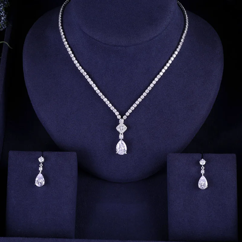 New design luxury AAA zircon water drop shape necklace pendant Set for women,high quality party/jewelry wedding
New design luxury AAA zircon water drop shape necklace pendant Set for women,high quality party/jewelry wedding
