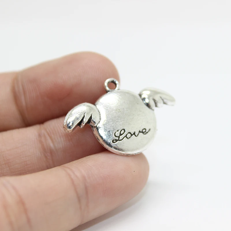 30pcs-- Yamily love charm 19x18mm Antique silver tone Love charm with wings Charms Pendants
30pcs-- Yamily love charm 19x18mm Antique silver tone Love charm with wings Charms Pendants