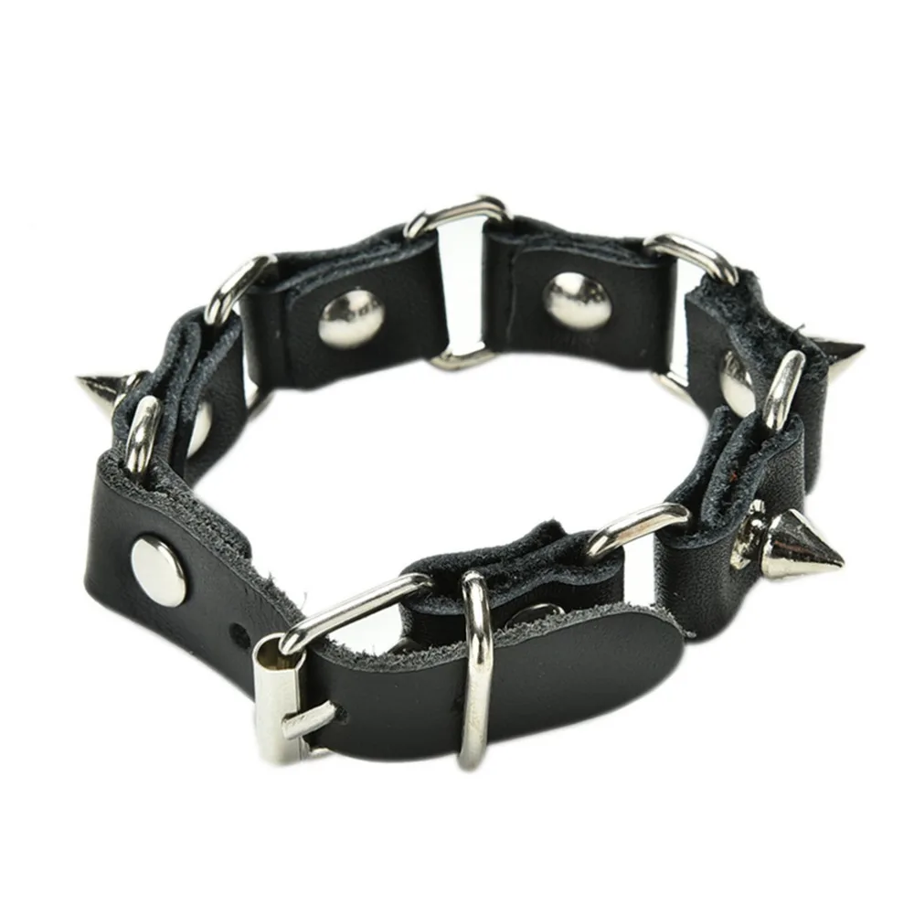 Gothic Metal Cone Stud Spikes Rivet Leather Wristband Men Punk Style 1 Pc Fashion Wolf Tooth Bangle Cuff Bracelet
Gothic Metal Cone Stud Spikes Rivet Leather Wristband Men Punk Style 1 Pc Fashion Wolf Tooth Bangle Cuff Bracelet