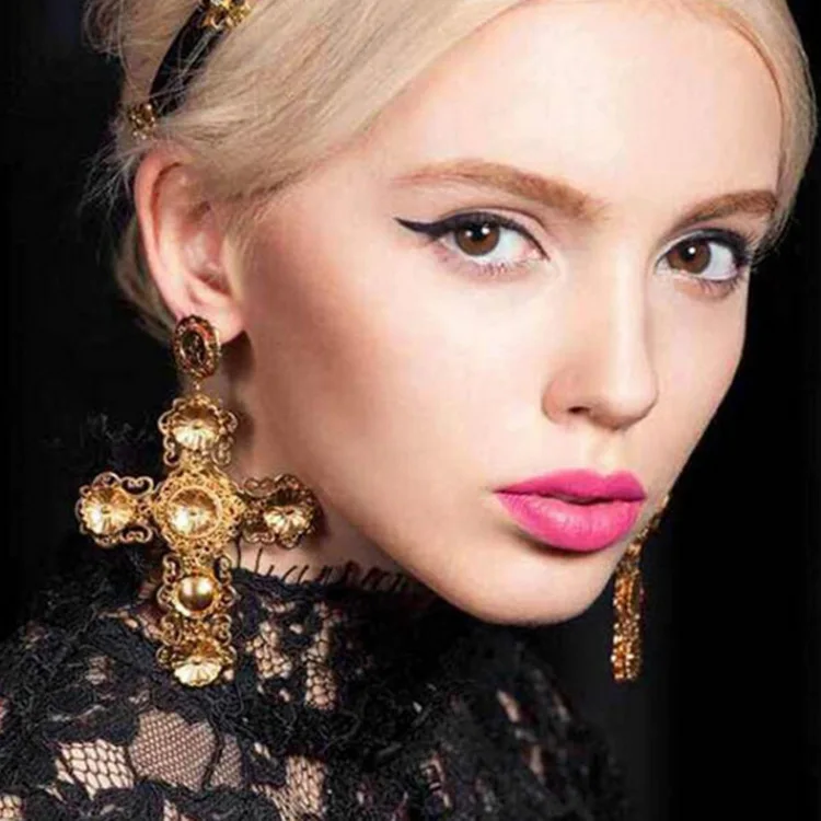 Big Cross Earring Female 2018 Baroque Earrings for Women Vintage Gold Earrings Oorbellen Long Jewelry Pendientes Oorbellen
Big Cross Earring Female 2018 Baroque Earrings for Women Vintage Gold Earrings Oorbellen Long Jewelry Pendientes Oorbellen