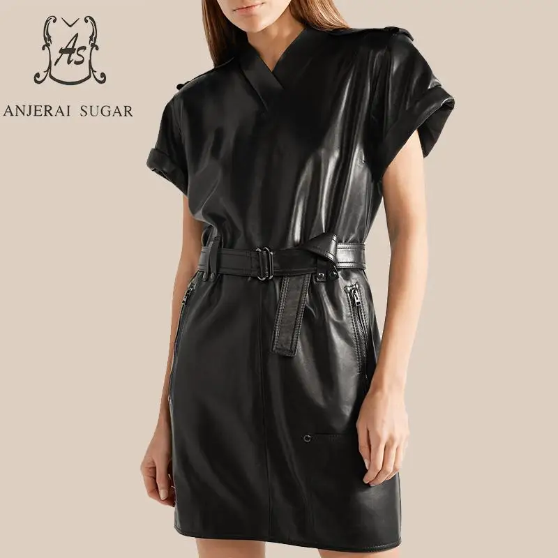 Spring Autumn Women's Genuine Leather dress black Sexy slim waistband zipper short sleeve V neck female real leather dresses
Spring Autumn Women's Genuine Leather dress black Sexy slim waistband zipper short sleeve V neck female real leather dresses