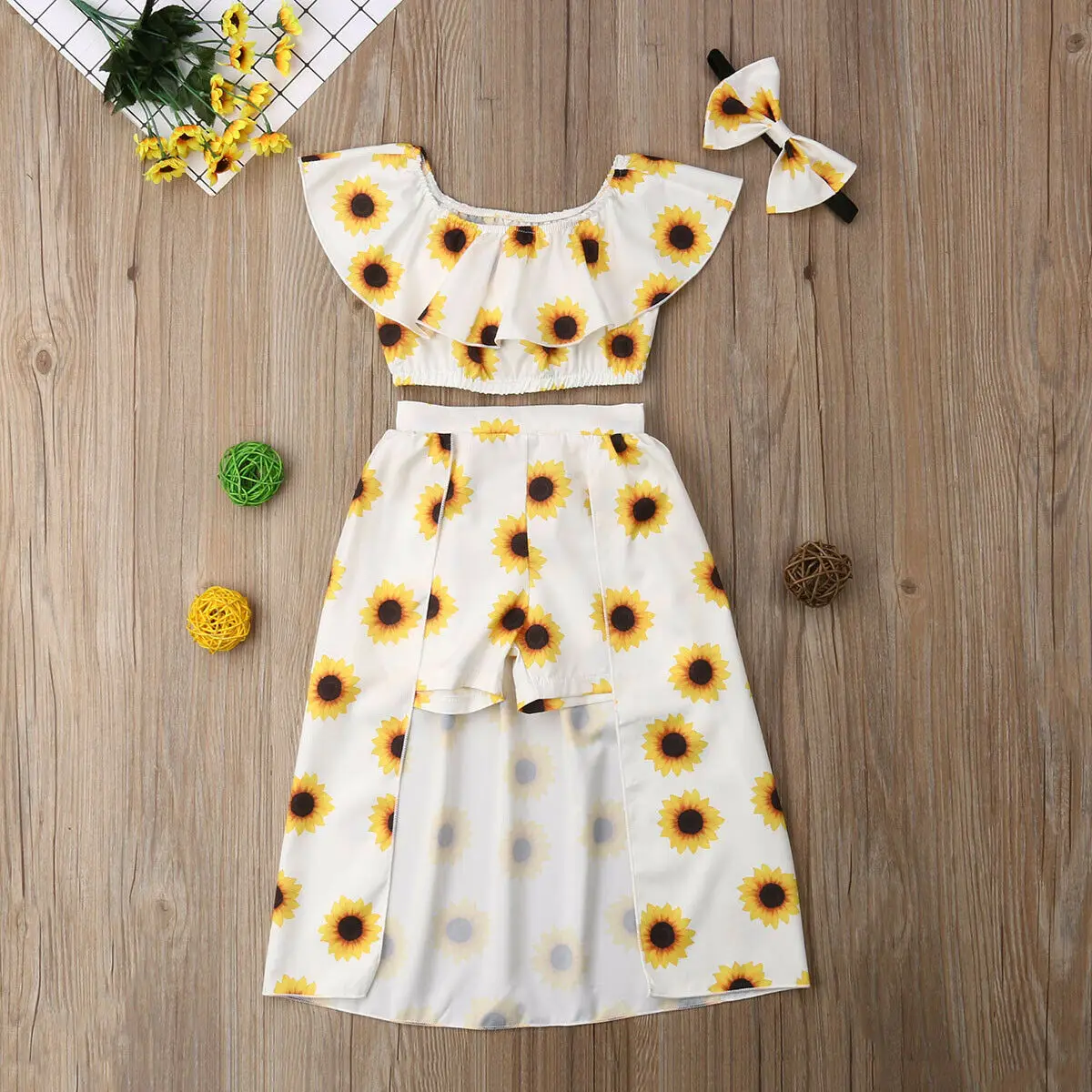 3PCS Toddler Kids Baby Girl Sunflower Crop Ruffle Tops+Shorts Dress+Headband Outfit Sunsuit Clothes Summer 1-6Y
3PCS Toddler Kids Baby Girl Sunflower Crop Ruffle Tops+Shorts Dress+Headband Outfit Sunsuit Clothes Summer 1-6Y