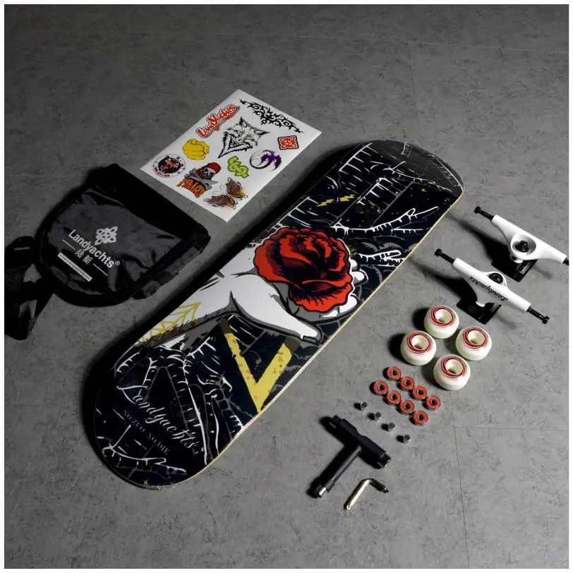 Professional four-wheeled skateboard Competitive action children's adult double-curved maple skateboard
Professional four-wheeled skateboard Competitive action children's adult double-curved maple skateboard