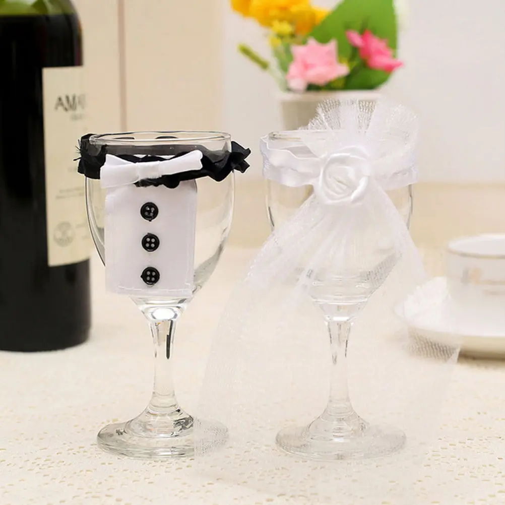 2Pcs/Set or 1Pcs Bridal Veil Bow Tie Bride & Groom Tux Bridal Veil Wedding Party Toasting Wine Glasses Decor Party Gifts
2Pcs/Set or 1Pcs Bridal Veil Bow Tie Bride & Groom Tux Bridal Veil Wedding Party Toasting Wine Glasses Decor Party Gifts