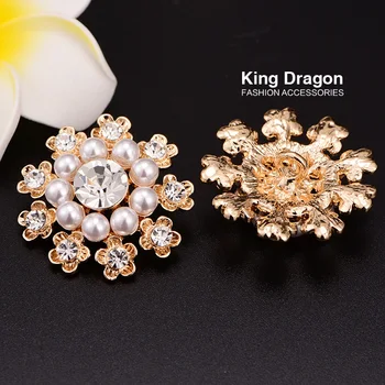 Rhinestone Flower Pearl Button With Shank Back 100pcs/lot 32MM KC Gold Color KD139
Rhinestone Flower Pearl Button With Shank Back 100pcs/lot 32MM KC Gold Color KD139