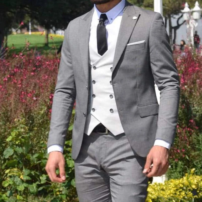 Handsome Groomsmen Peak Lapel Groom Tuxedos Mens Wedding Dress Man Jacket Blazer Prom Dinner (Jacket+Pants+Tie+Vest) A207
Handsome Groomsmen Peak Lapel Groom Tuxedos Mens Wedding Dress Man Jacket Blazer Prom Dinner (Jacket+Pants+Tie+Vest) A207
