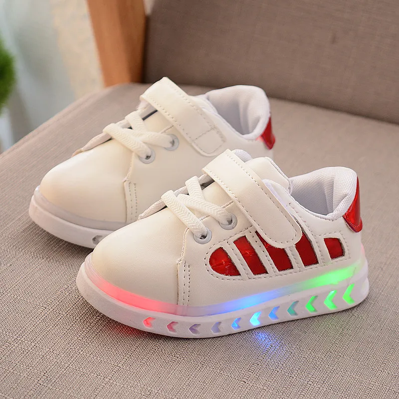 2018 1 to 3 Years Old Baby Boys And Girls Toddler Shoes Newborn LED Lights Shoes First Walk Soft Shoes Glowing Infant Sneakers
2018 1 to 3 Years Old Baby Boys And Girls Toddler Shoes Newborn LED Lights Shoes First Walk Soft Shoes Glowing Infant Sneakers