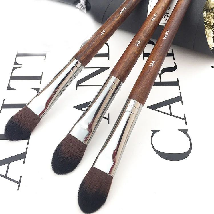 1pcs retro small powder eye shadow makeup brush art brush brush smear loose powder mixed blush beauty makeup tool
1pcs retro small powder eye shadow makeup brush art brush brush smear loose powder mixed blush beauty makeup tool