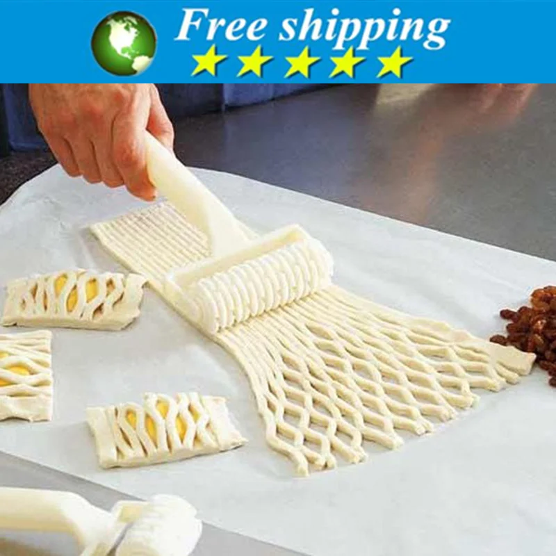 High quality baking tool plastic dragnet cutter wheel knife pizza pie cookie cutter class special cake mold Free shipping.
High quality baking tool plastic dragnet cutter wheel knife pizza pie cookie cutter class special cake mold Free shipping.