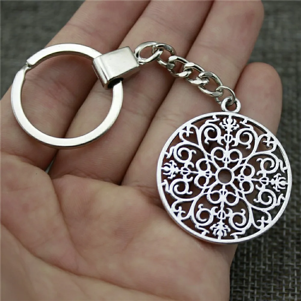 Antique Silver 49x44mm Mandala Pattern Keychain New Fashion Handmade Metal Key Ring Party Gift
Antique Silver 49x44mm Mandala Pattern Keychain New Fashion Handmade Metal Key Ring Party Gift