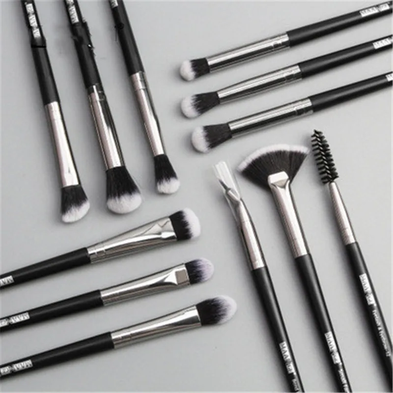 Makeup Brushes Set 12 pcs /Lot Eye Shadow Blending Eyebrow Eyelash Eyeliner Brushes pincel Maquiagem For Makeup Sets
Makeup Brushes Set 12 pcs /Lot Eye Shadow Blending Eyebrow Eyelash Eyeliner Brushes pincel Maquiagem For Makeup Sets