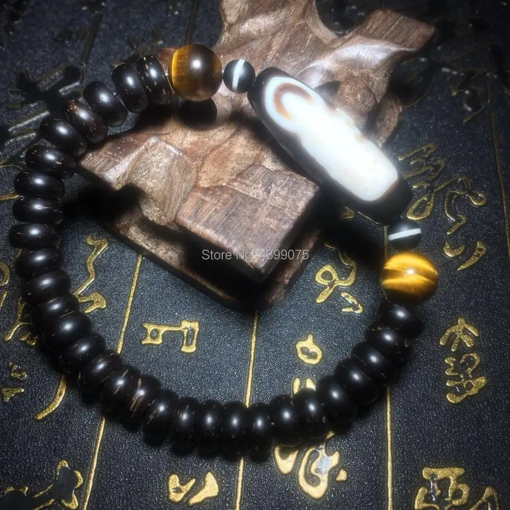DZI men&women's bracelet 9mm coconut shell&10mm natural tiger eye stone men jewelry bracelet can be customized
DZI men&women's bracelet 9mm coconut shell&10mm natural tiger eye stone men jewelry bracelet can be customized