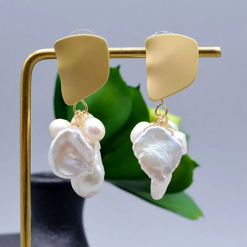 Fashion Natural Freshwater Baroque Pearl Pendant Earrings Women's Gifts Handmade Pearl Jewelry
Fashion Natural Freshwater Baroque Pearl Pendant Earrings Women's Gifts Handmade Pearl Jewelry