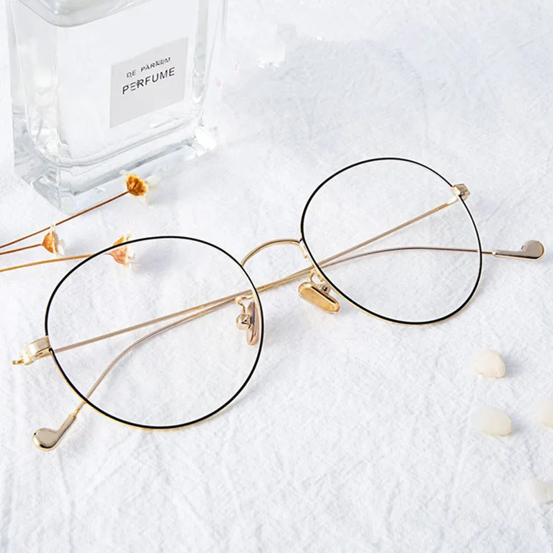 Fashion Design Metal Ladies Glasses Frame Round Transparent Lens Classic Retro Men Prescription Optical Glasses
Fashion Design Metal Ladies Glasses Frame Round Transparent Lens Classic Retro Men Prescription Optical Glasses