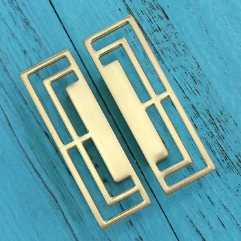 2PCS Brushed Brass Classic Furniture Drawer Cabinet Pulls Handle Wardrobe Cupboard Dresser Knobs Hardware
2PCS Brushed Brass Classic Furniture Drawer Cabinet Pulls Handle Wardrobe Cupboard Dresser Knobs Hardware