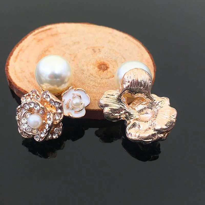 2016New 50Pcs Gold Flower Pearl rhinestone Buttons/buckle for DIY hair accessories HZ95
2016New 50Pcs Gold Flower Pearl rhinestone Buttons/buckle for DIY hair accessories HZ95