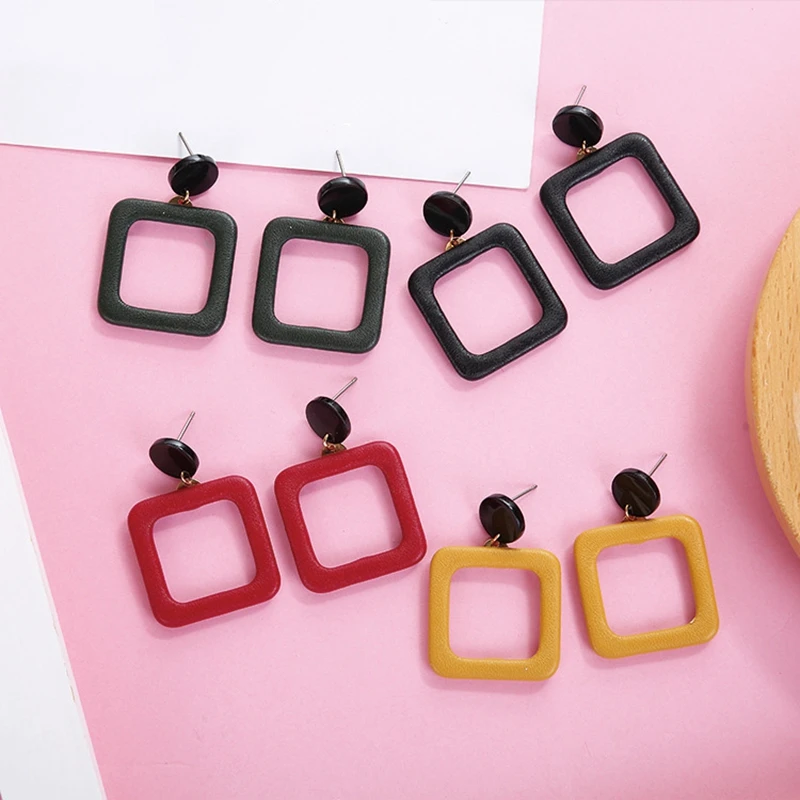 2019 Korean Simple Hollow Geometric Square Pendientes Drop Earrings For Women Jewelry Dark Green Red Black Big Dangle Earrings
2019 Korean Simple Hollow Geometric Square Pendientes Drop Earrings For Women Jewelry Dark Green Red Black Big Dangle Earrings