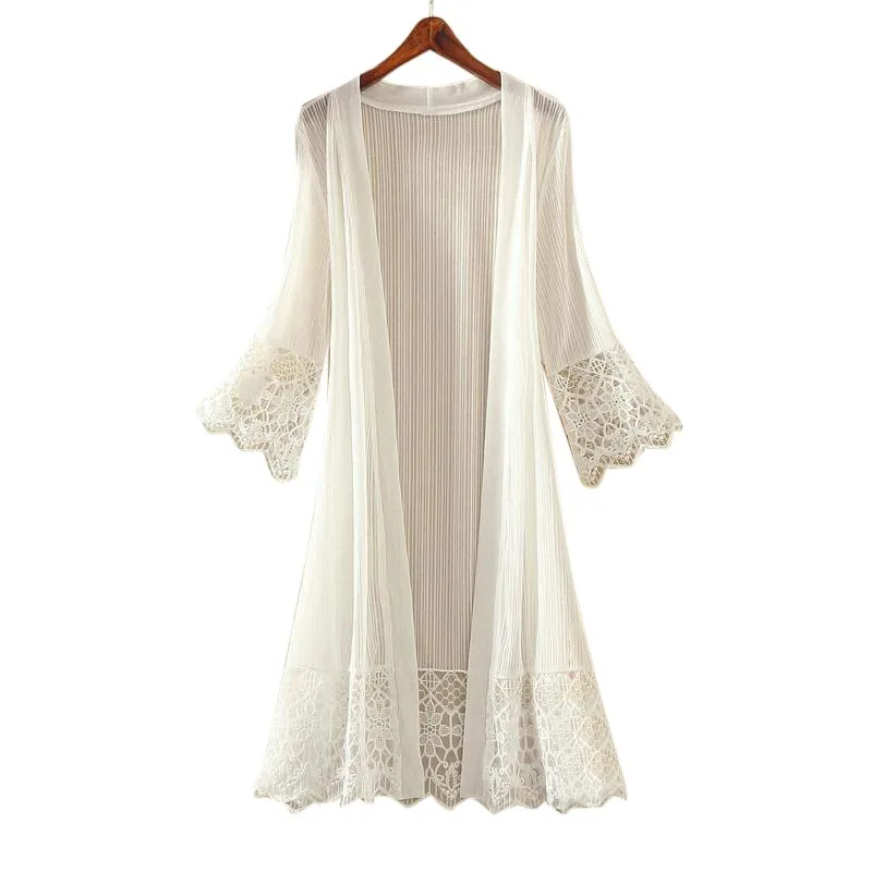 Lace Cardigan Jacket 2017 Spring Summer White Black Perspective Loose Thin Outwear Fashion Speaker Sleeves Casual Coat Plus Size
Lace Cardigan Jacket 2017 Spring Summer White Black Perspective Loose Thin Outwear Fashion Speaker Sleeves Casual Coat Plus Size