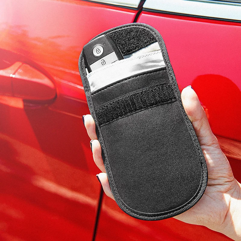 Car Key Bag Fob Signal Blocker Faraday Bag Signal Blocking Bag Shielding Pouch Wallet for Privacy Protection Car Accessories
Car Key Bag Fob Signal Blocker Faraday Bag Signal Blocking Bag Shielding Pouch Wallet for Privacy Protection Car Accessories