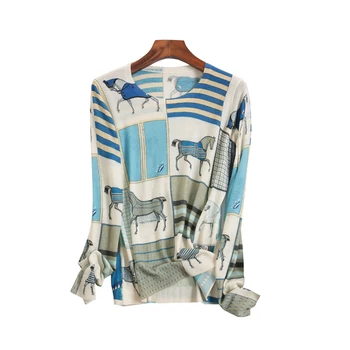 New 19 Spring and Autumn Card Ventilated Printed Wool Bottom Sweater Aged Cashmere Knitted Edition Sweater
New 19 Spring and Autumn Card Ventilated Printed Wool Bottom Sweater Aged Cashmere Knitted Edition Sweater