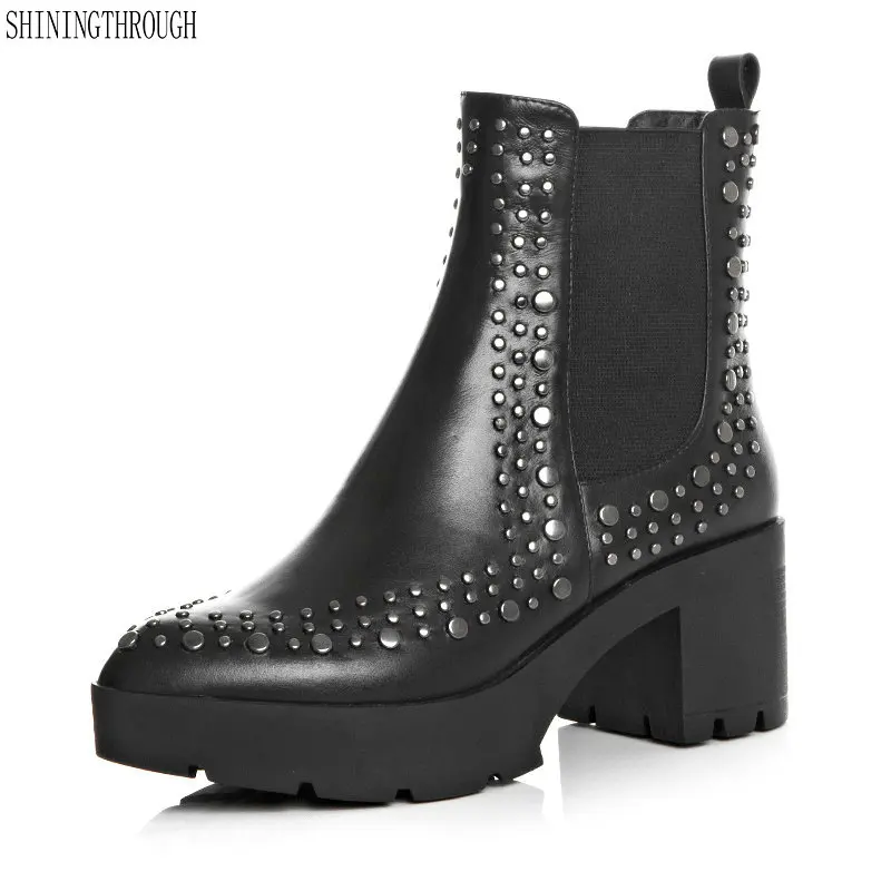 100% Real Leather Thick high heels Women Shoes Woman Ankle Boots Brogue Shoes Slip On Ladies Boots Women Chelsea Boots
100% Real Leather Thick high heels Women Shoes Woman Ankle Boots Brogue Shoes Slip On Ladies Boots Women Chelsea Boots