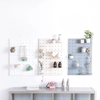 Plastic Hole Plate Wall Storage Rack Creative Living Room Kitchen Bedroom Partition Suction Type Wall Debris Organizers Holders
Plastic Hole Plate Wall Storage Rack Creative Living Room Kitchen Bedroom Partition Suction Type Wall Debris Organizers Holders