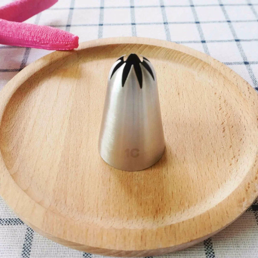 #1C Piping Nozzle Decoration Icing Tips Large Size Cream Flower Rose Nozzles Cookies Baking Tool Cake Cupcake Decor
#1C Piping Nozzle Decoration Icing Tips Large Size Cream Flower Rose Nozzles Cookies Baking Tool Cake Cupcake Decor