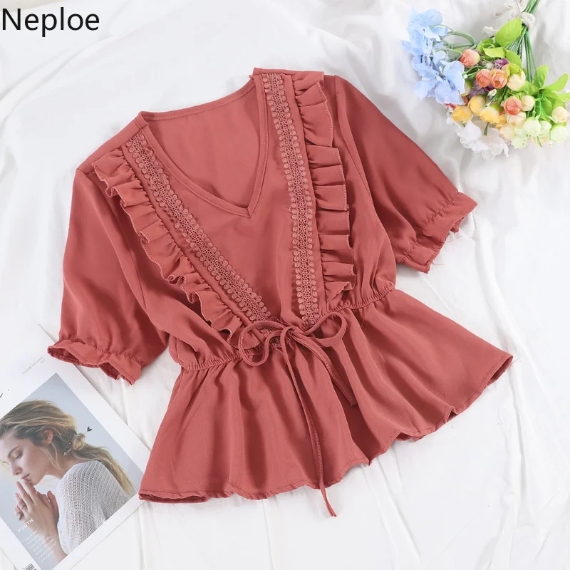 Neploe Summer 2019 Women Tops Sweet Girl V-Neck Lantern Short Sleeve Blusa Korean Chiffon Solid Ruffles Slim Waist Blouse 43302
Neploe Summer 2019 Women Tops Sweet Girl V-Neck Lantern Short Sleeve Blusa Korean Chiffon Solid Ruffles Slim Waist Blouse 43302