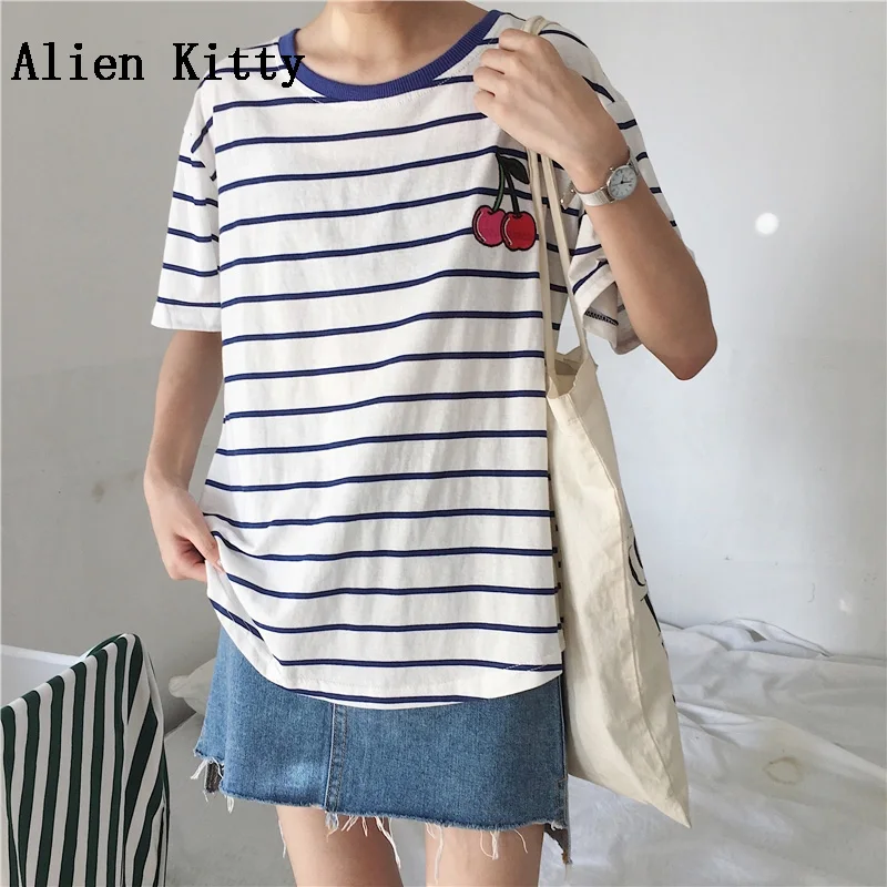 Alien Kitty2018 Summer Preppy Style T Shirt Women Striped Tops Tshirt Short Sleeve Casual Cherry Embroidery Pullover Female Tees
Alien Kitty2018 Summer Preppy Style T Shirt Women Striped Tops Tshirt Short Sleeve Casual Cherry Embroidery Pullover Female Tees