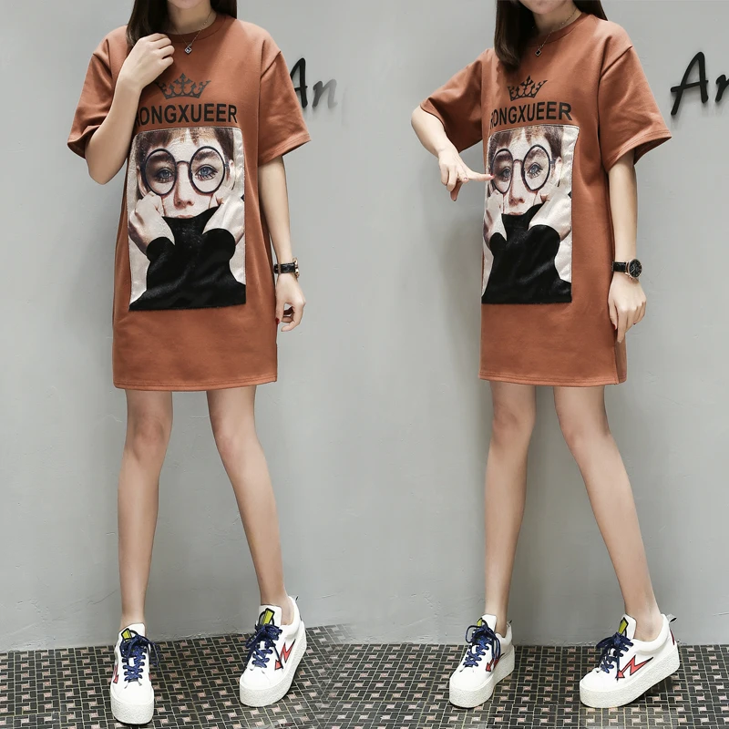 MUMUZI short sleeve dress big size women dresses cute cartoon print long shirt side open dress casual high street tops 5XL
MUMUZI short sleeve dress big size women dresses cute cartoon print long shirt side open dress casual high street tops 5XL