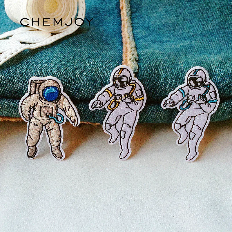 Iron on Astronaut Patches for Clothing Embroidery Spaceman Patch Clothes Sticker Ironing Badge for Backpack DIY Jacket Appliques
Iron on Astronaut Patches for Clothing Embroidery Spaceman Patch Clothes Sticker Ironing Badge for Backpack DIY Jacket Appliques