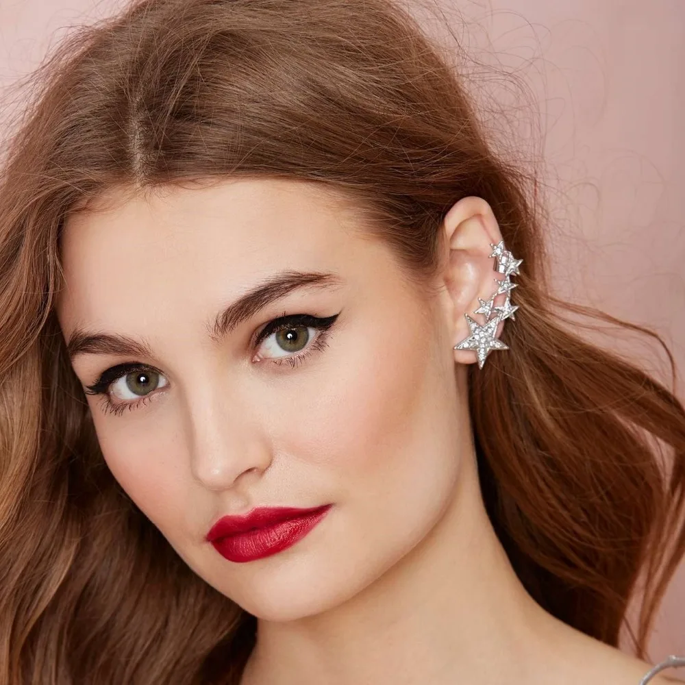 Hot Sell Fashion Full Rhinestone Star Pentagram Earrings Clips For Ear Clip Earrings Atmosphere Ear Cuff For Women Brinco B1152
Hot Sell Fashion Full Rhinestone Star Pentagram Earrings Clips For Ear Clip Earrings Atmosphere Ear Cuff For Women Brinco B1152