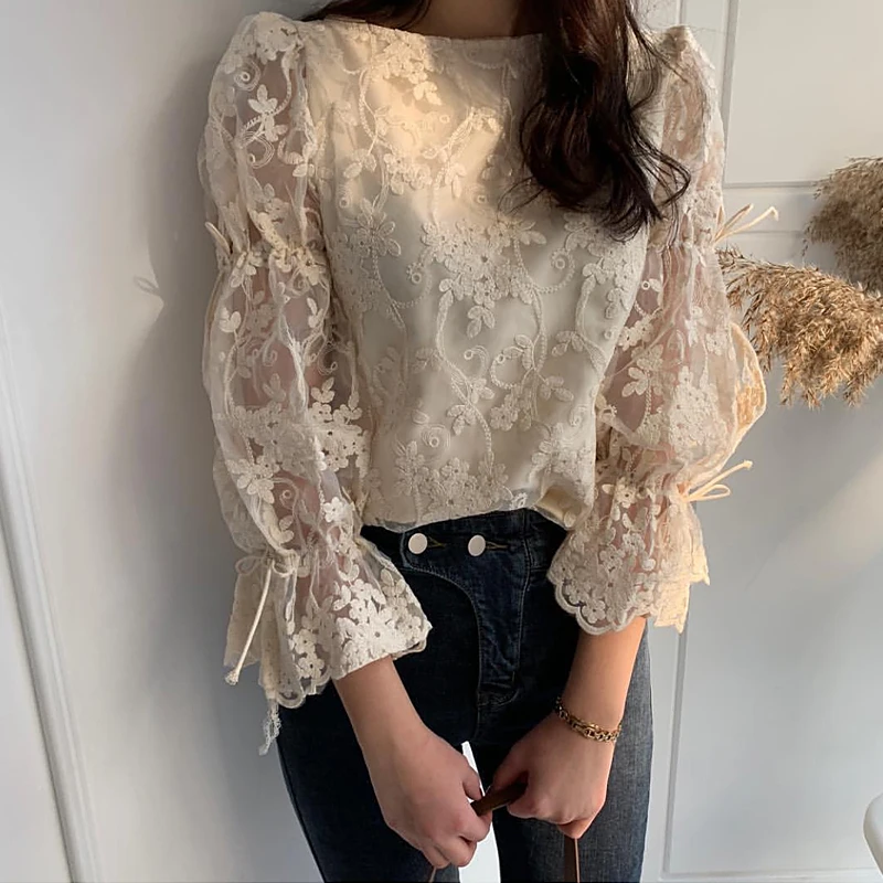 Back String Tie Lace Top Women Shirt Ruffles Lady Blouse Flare Sleeve Chemise Femme Chemisier Renda Blusa Mujer Camisa
Back String Tie Lace Top Women Shirt Ruffles Lady Blouse Flare Sleeve Chemise Femme Chemisier Renda Blusa Mujer Camisa