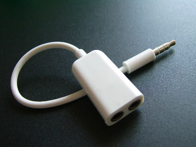 3.5mm Jack 1 In 2 Out Splitter Earphone Aux Cable Headphones Mobile Phone Headset One In Two Couples for Audio Line
3.5mm Jack 1 In 2 Out Splitter Earphone Aux Cable Headphones Mobile Phone Headset One In Two Couples for Audio Line