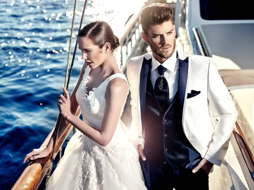 Latest coat pant designs 2018 white men suit navy blue peaked lapel suits blazers wedding suits for men slim fit groom tuxedo
Latest coat pant designs 2018 white men suit navy blue peaked lapel suits blazers wedding suits for men slim fit groom tuxedo